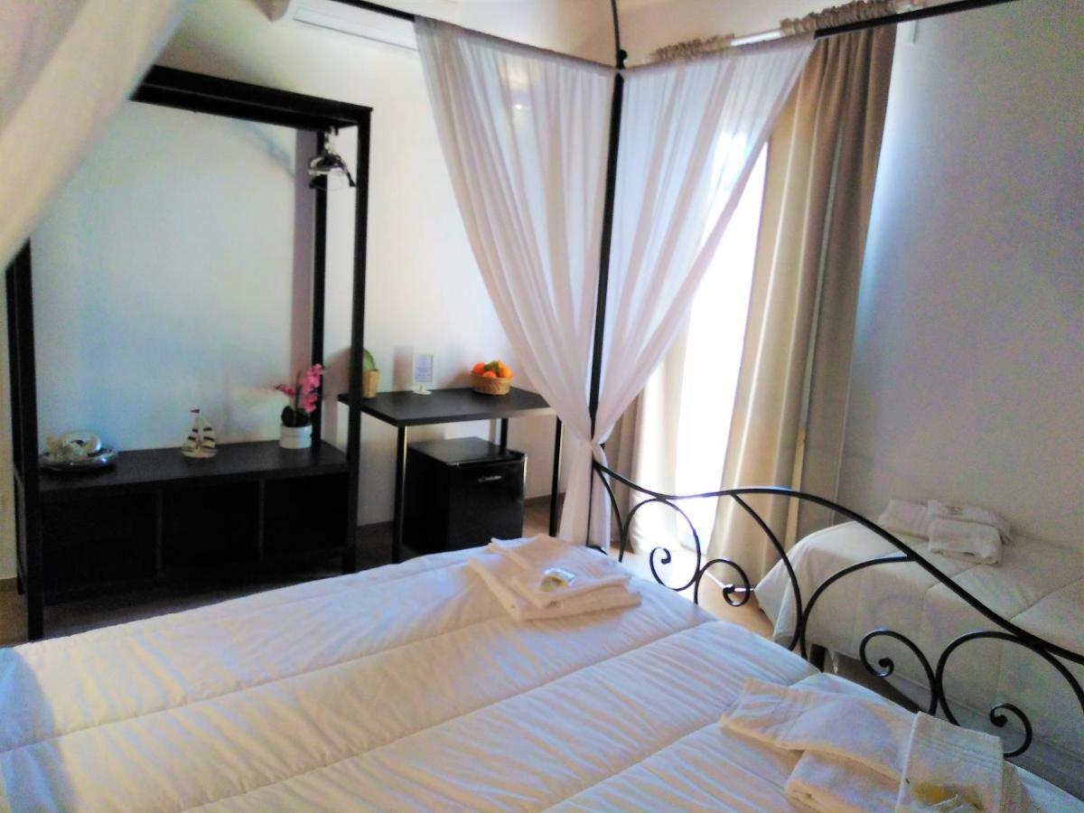 Hotel Residence Noto Marina Exterior foto